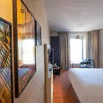 Mercure Centre Champ De Mars 4*