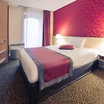 Mercure Centre Champ De Mars Hotel 4*
