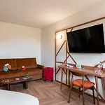 Mercure Centre Champ De Mars Hotel 4*