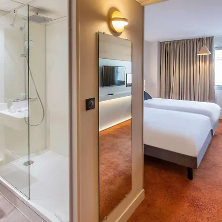 Mercure Centre Champ De Mars Hotel
