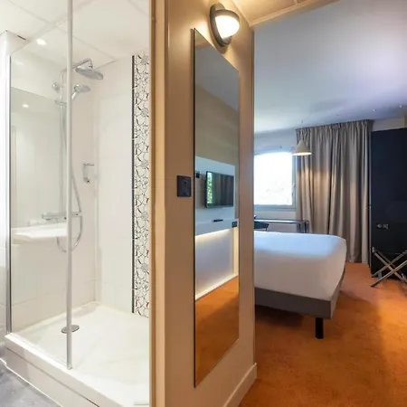 Mercure Centre Champ De Mars 4* روان