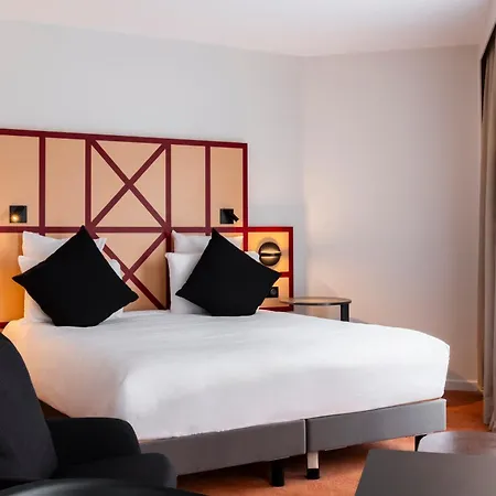 فندق Mercure Centre Champ De Mars روان