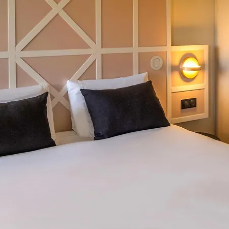 Mercure Centre Champ De Mars فندق