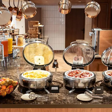 Mercure Centre Champ De Mars فندق