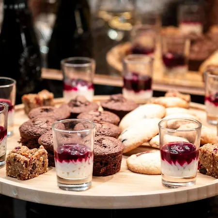 Mercure Centre Champ De Mars فندق 4*