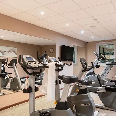 Hotel Mercure Centre Champ De Mars 4*