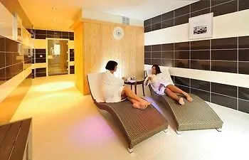 Mercure Centre Champ De Mars 4*