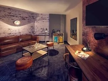 Mercure Centre Champ De Mars Hotel
