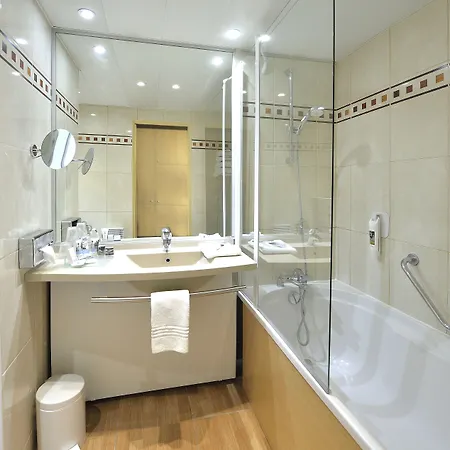 فندق Mercure Centre Champ De Mars 4*