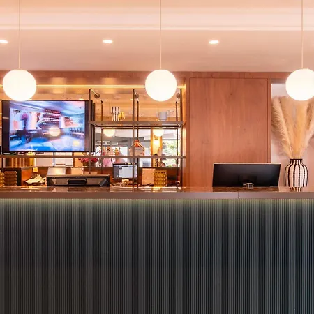 Mercure Centre Champ De Mars Otel Rouen