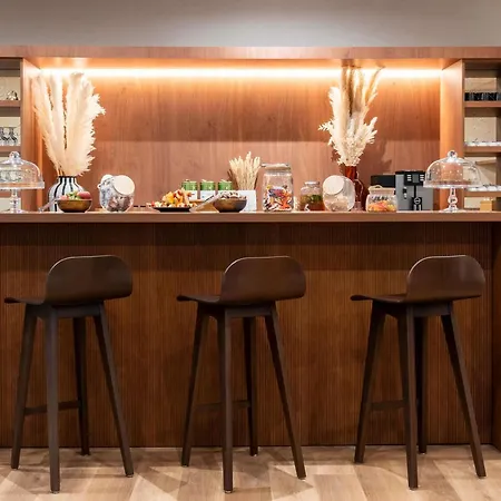 Mercure Centre Champ De Mars 4* Ruan