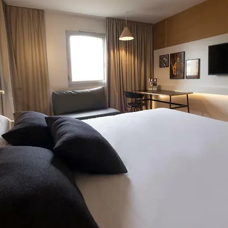 Mercure Centre Champ De Mars Hotell