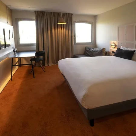 Mercure Centre Champ De Mars 4* روان