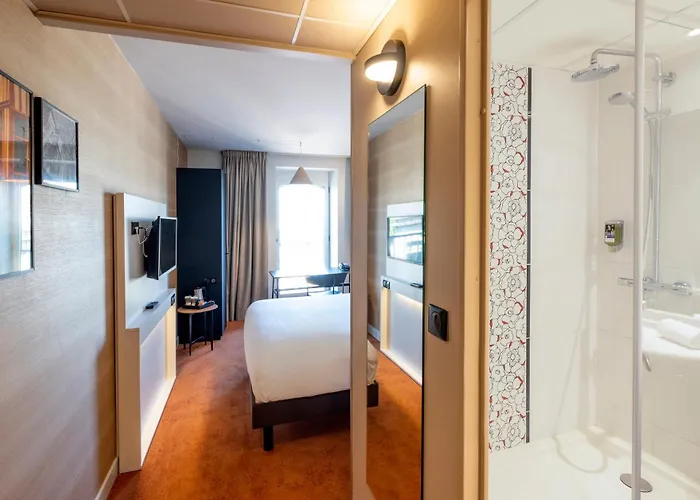 Mercure Centre Champ De Mars Hotel