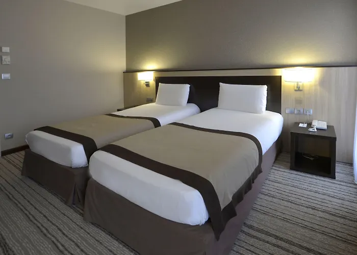 Mercure Centre Champ De Mars Hotel 4*