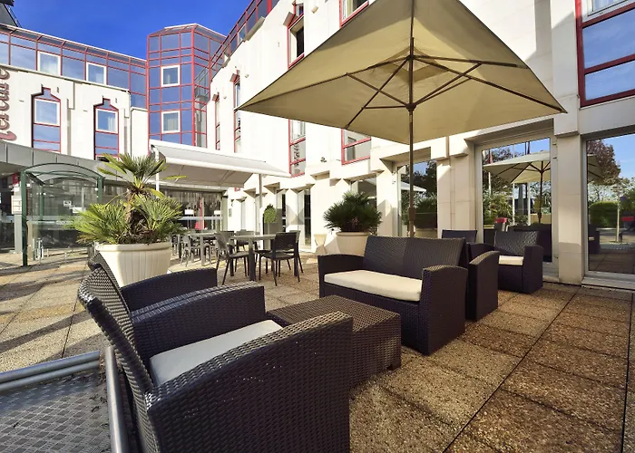 Mercure Centre Champ De Mars 4*